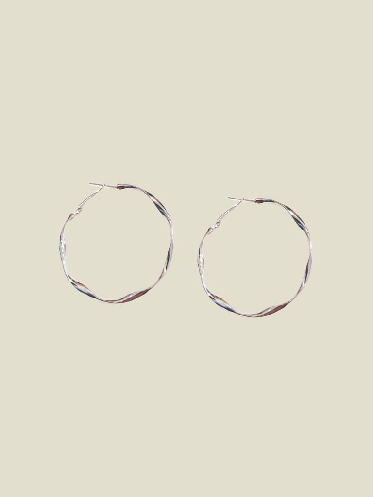 Funky Earrings (Set) Twisted Hoop Silver