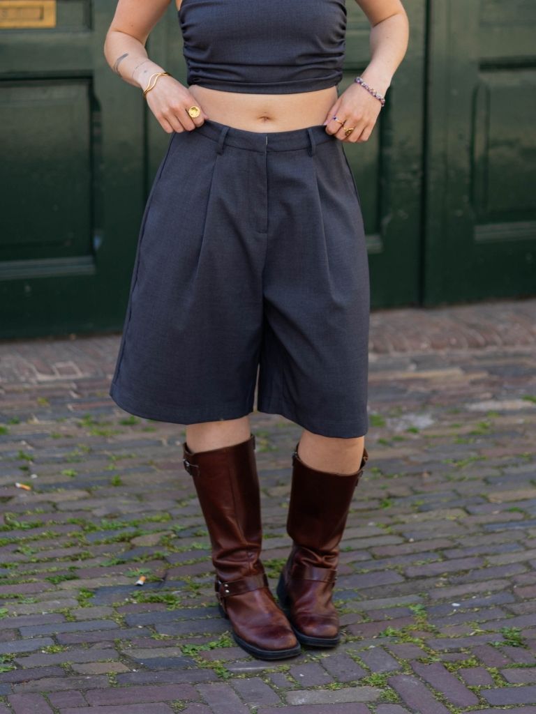 Short Cara Gris