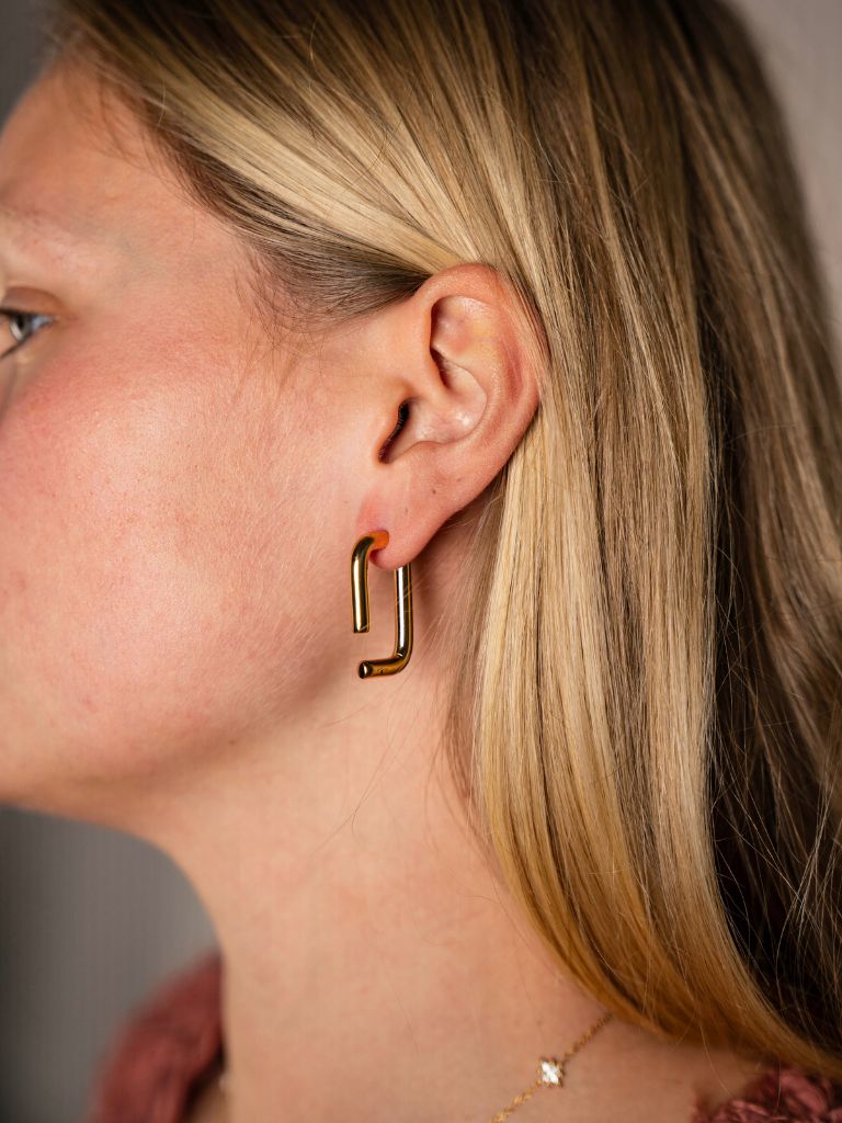 Earring Linked Gold