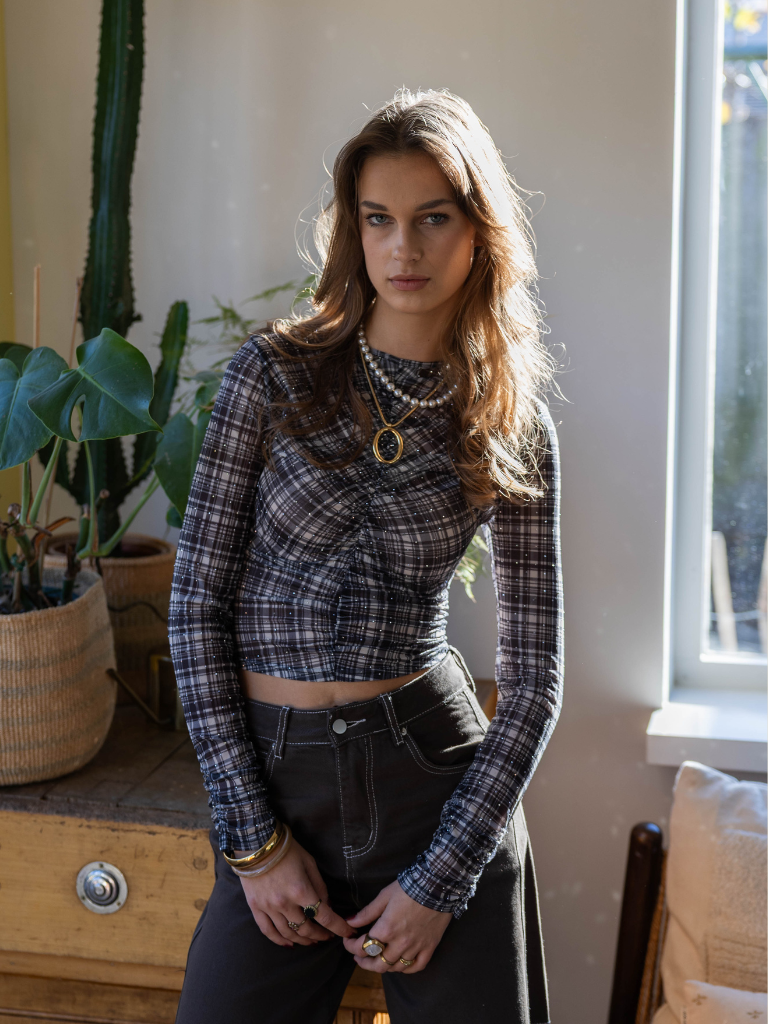 Top Sita Checkered Grey
