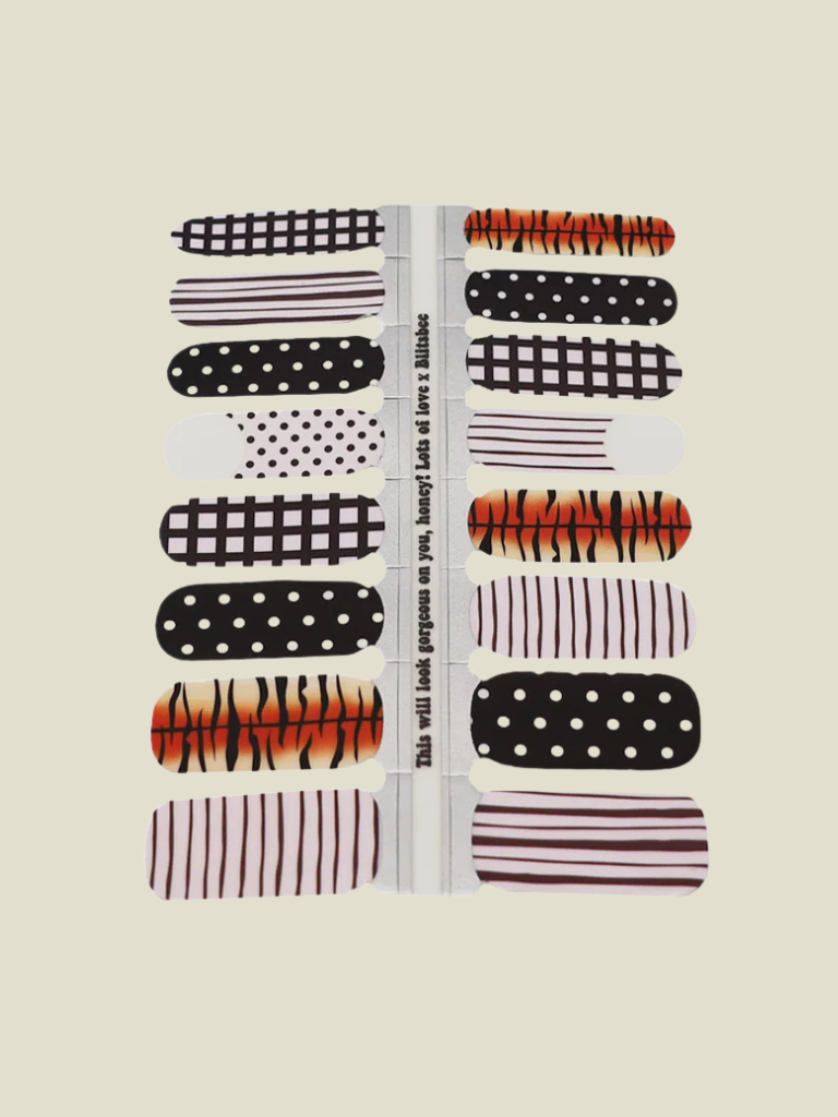 Nail Design Tiger Twist