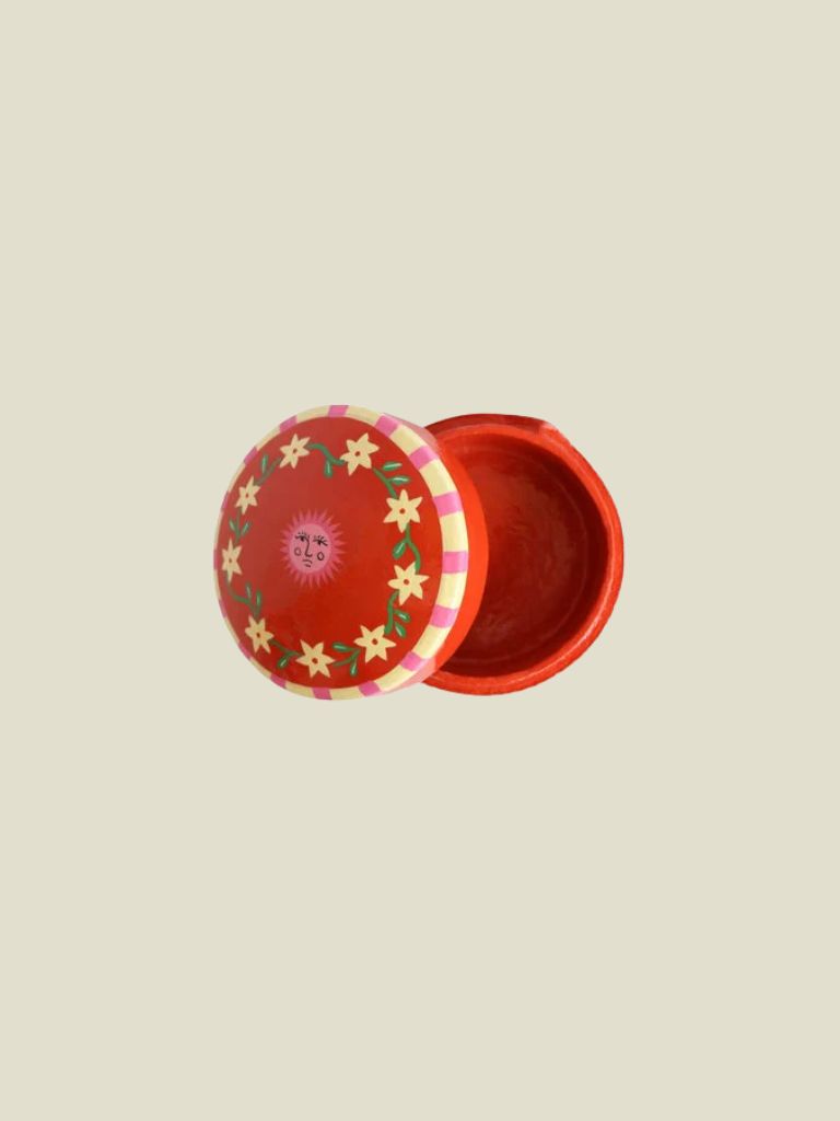 Box Round With Flowers And Suns