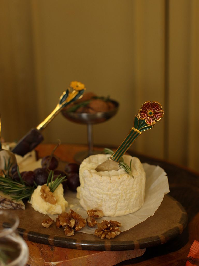 Cheese Set Posy