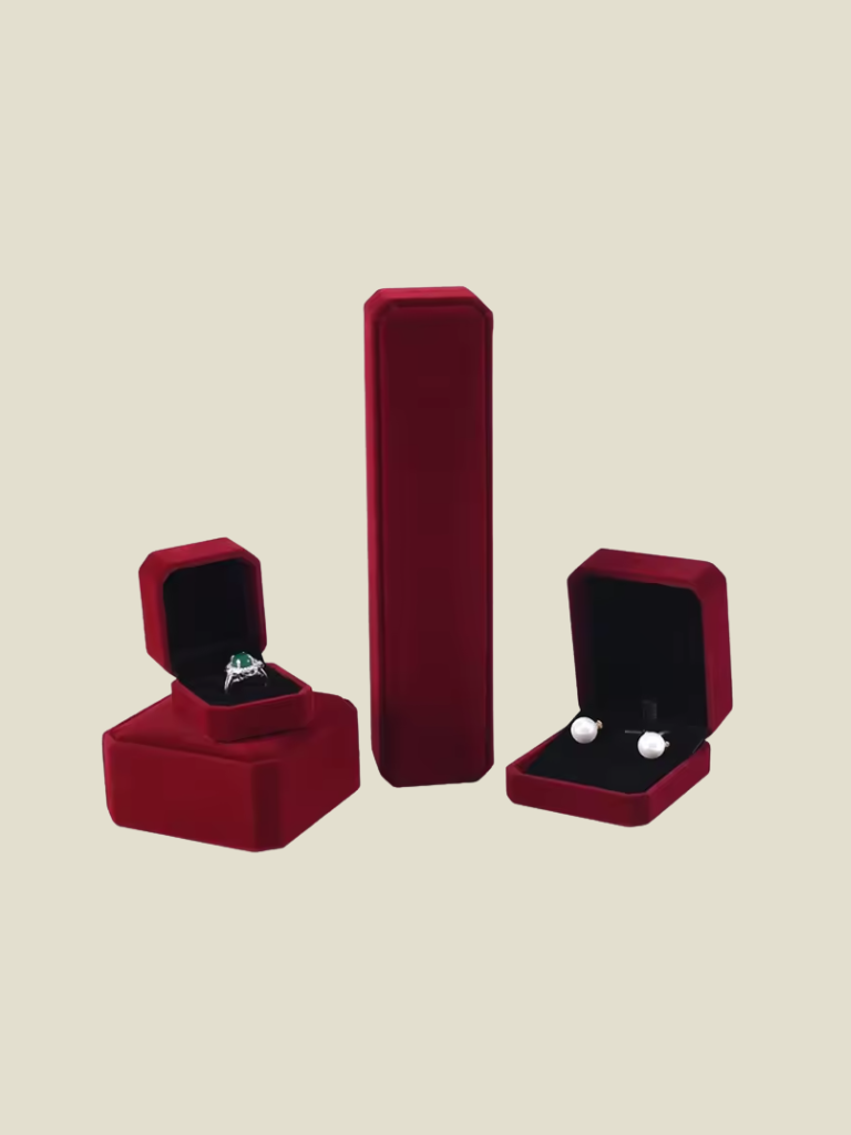 Jewelry Box Velvet Square Red