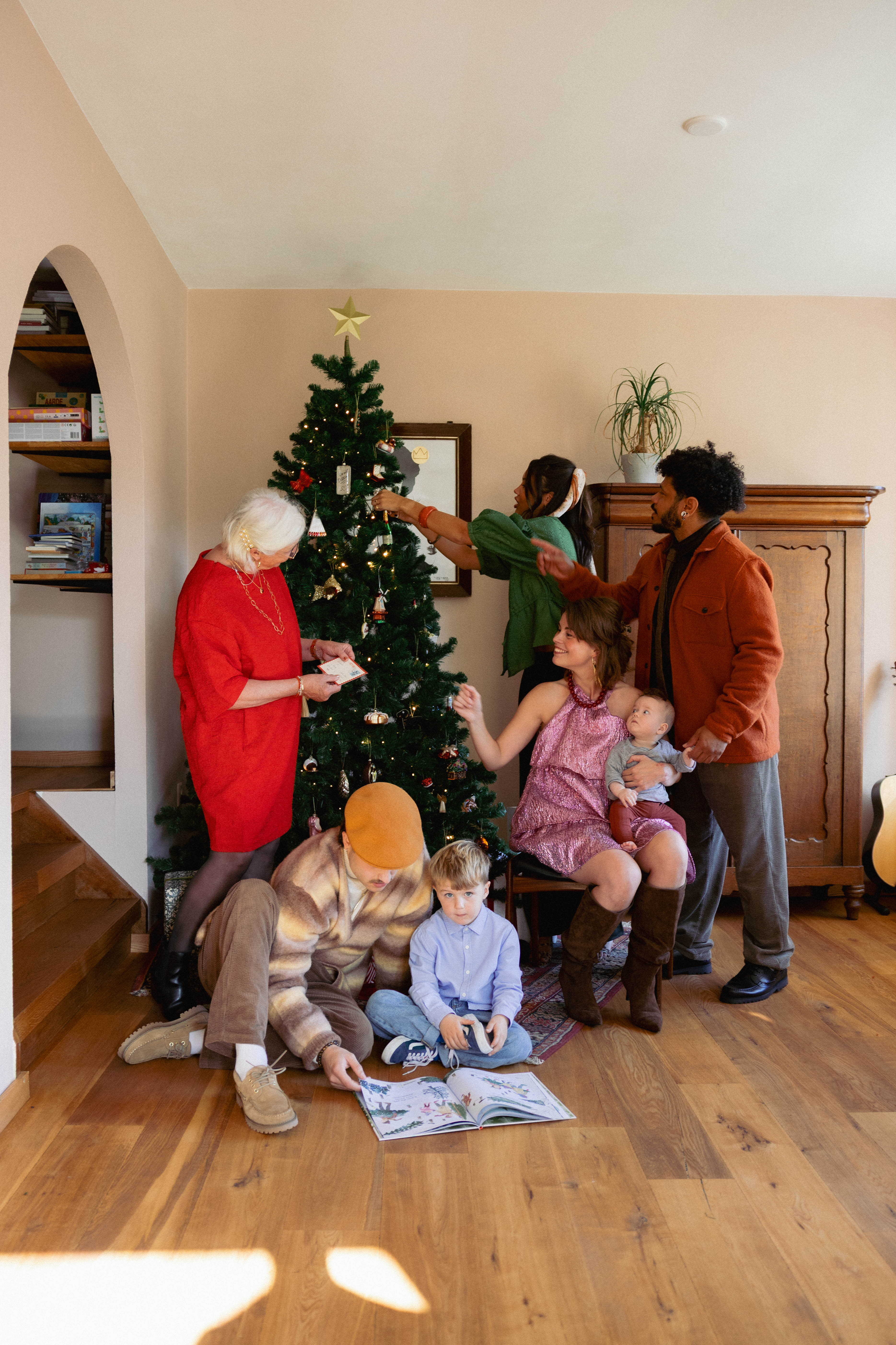 Tree Topper Star Gold