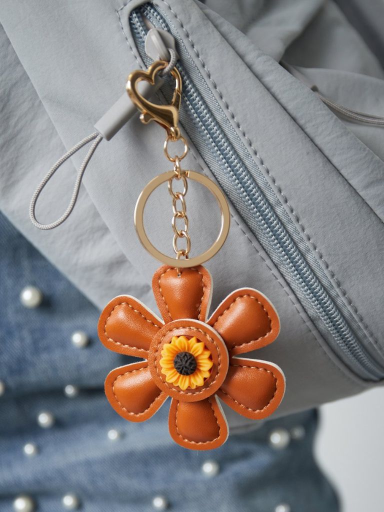 Keychain Floral Brown