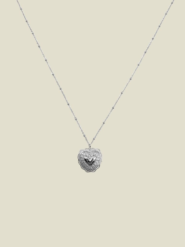 Necklace Laced Heart Silver