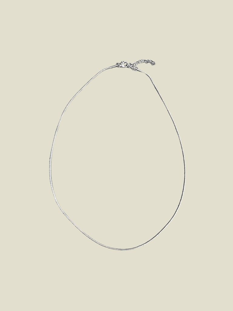 Necklace Thin Silver