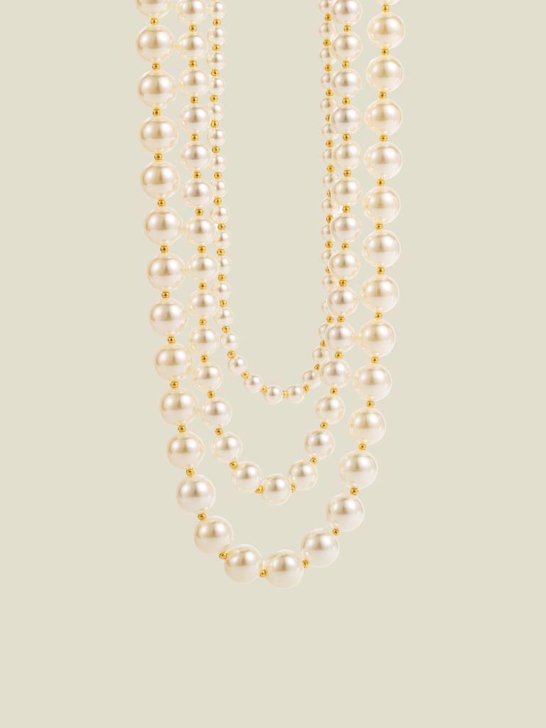 Necklace Triple Row White Pearls