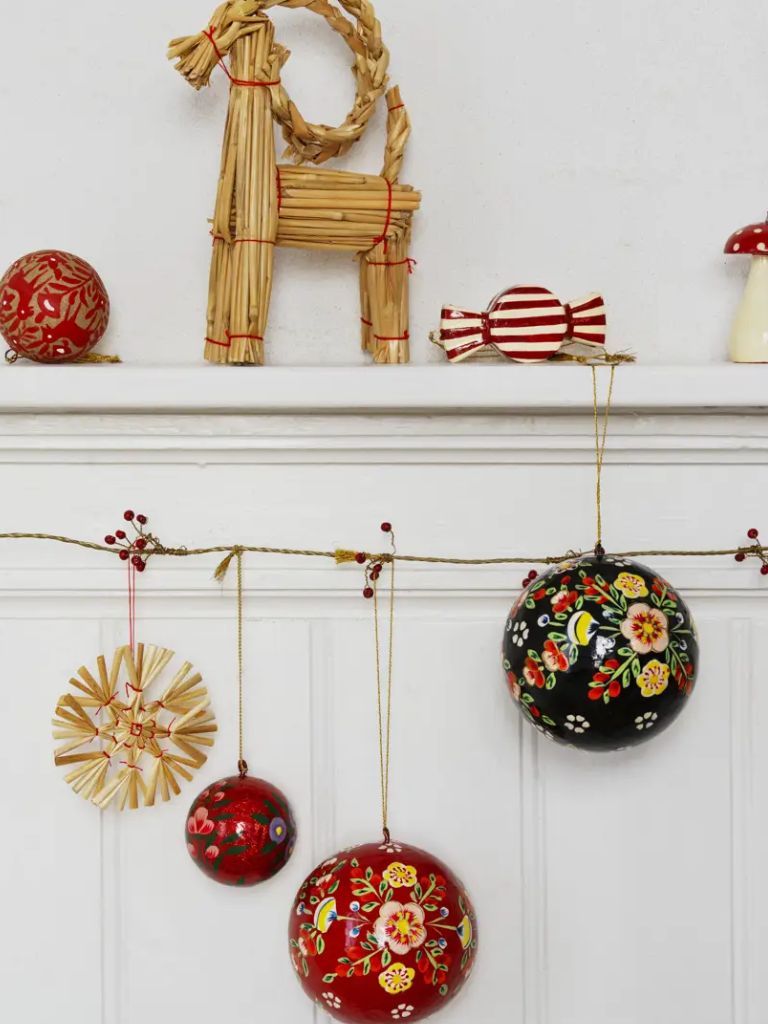 Paper Mache Christmas Ball Black