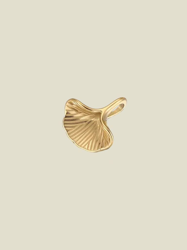 Pendant Ginkgo Single Leaf Gold