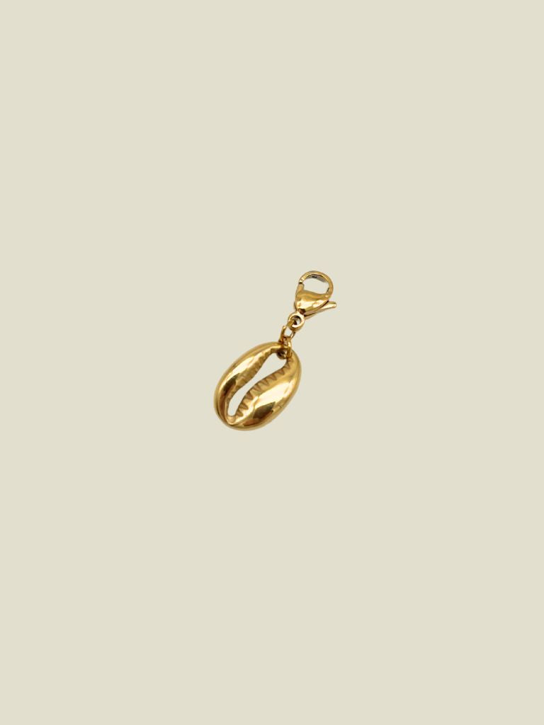 Pendant Kauri Shell Gold