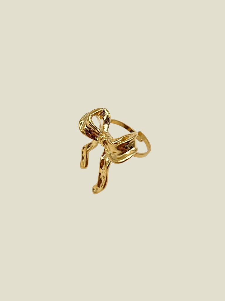 Ring Gold Bow
