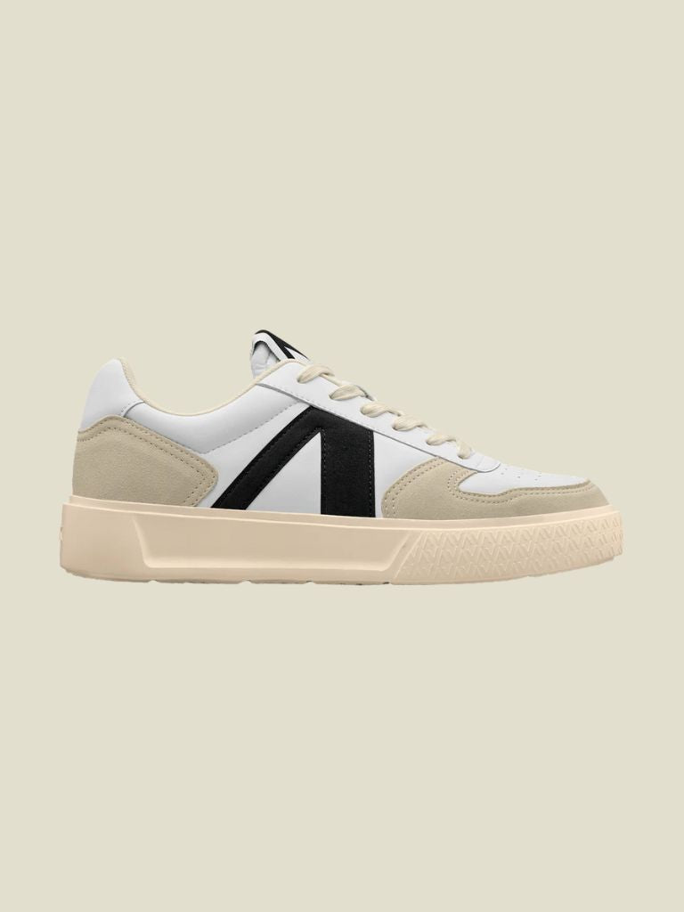 Sneakers Uncover White Black