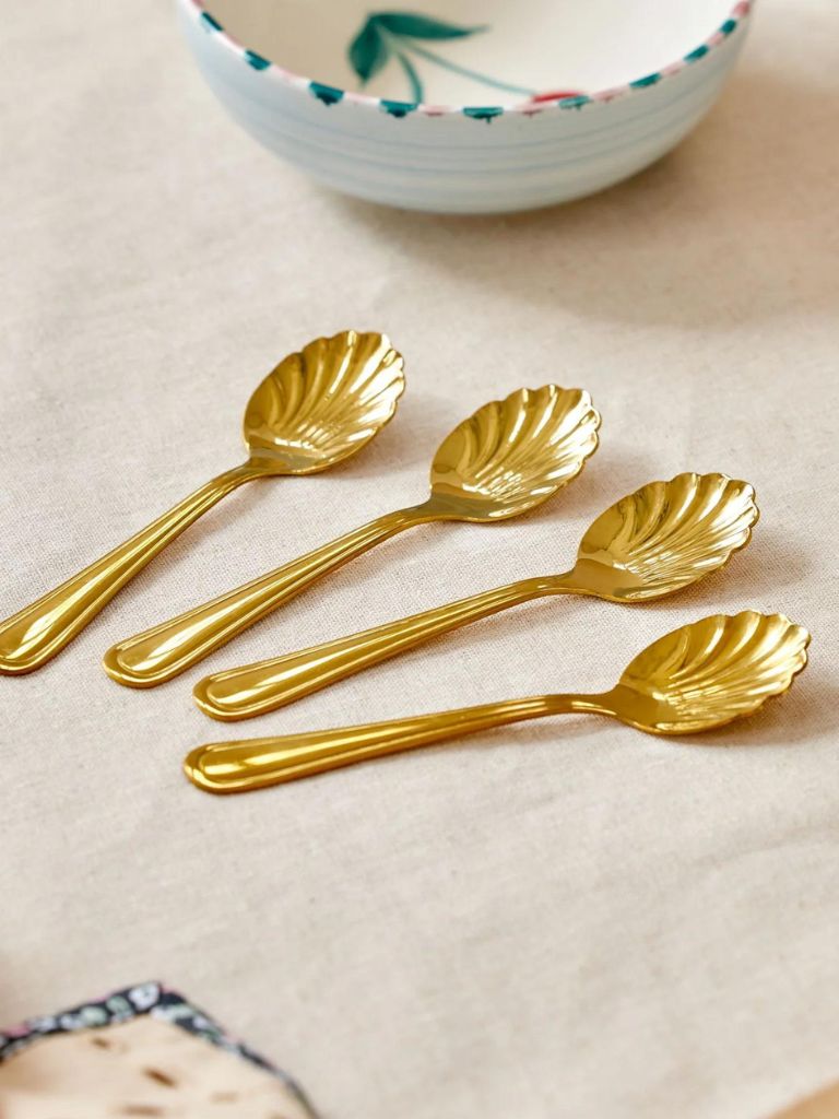 Tea Spoon Golden Shell