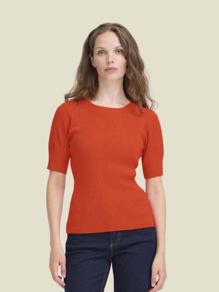 Pull Danas SS Fiery Red