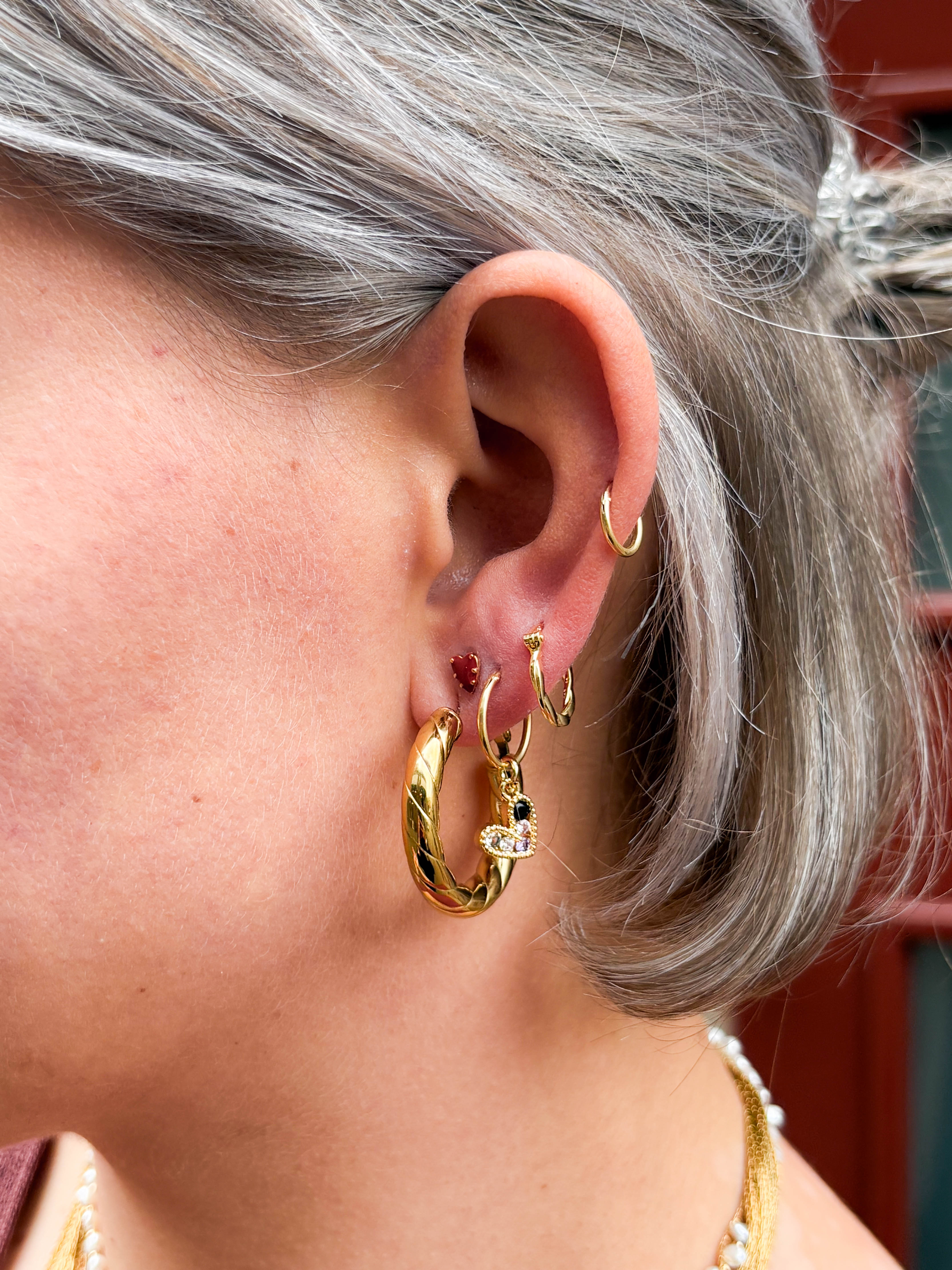 Single Stud Lolita Heart Gold